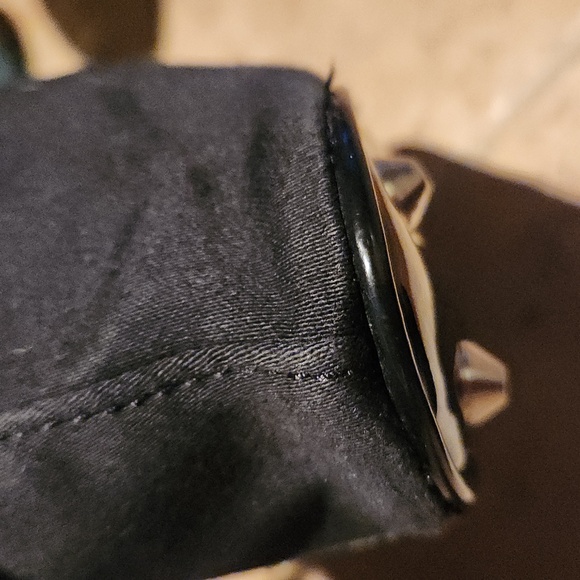 FOREVER By Fossil Black and Green Bakery Themed Women's Bag - Picture 5 of 12